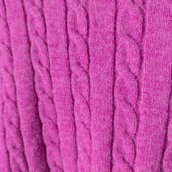 Rebdolls Cable Knit Crop Sweater - Picture 3 of 5